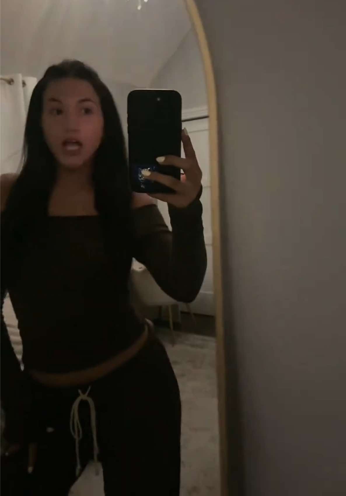 @Gia