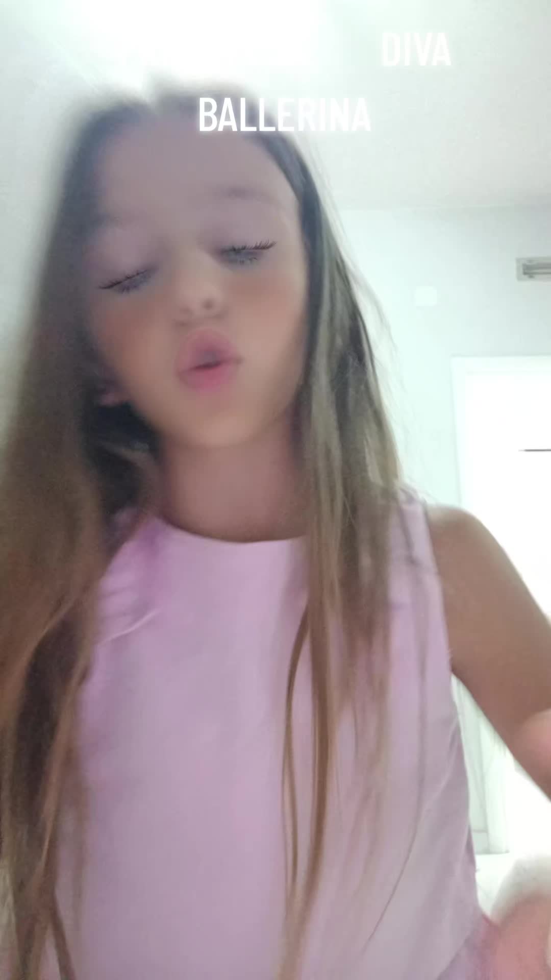 @Ester Iovino979