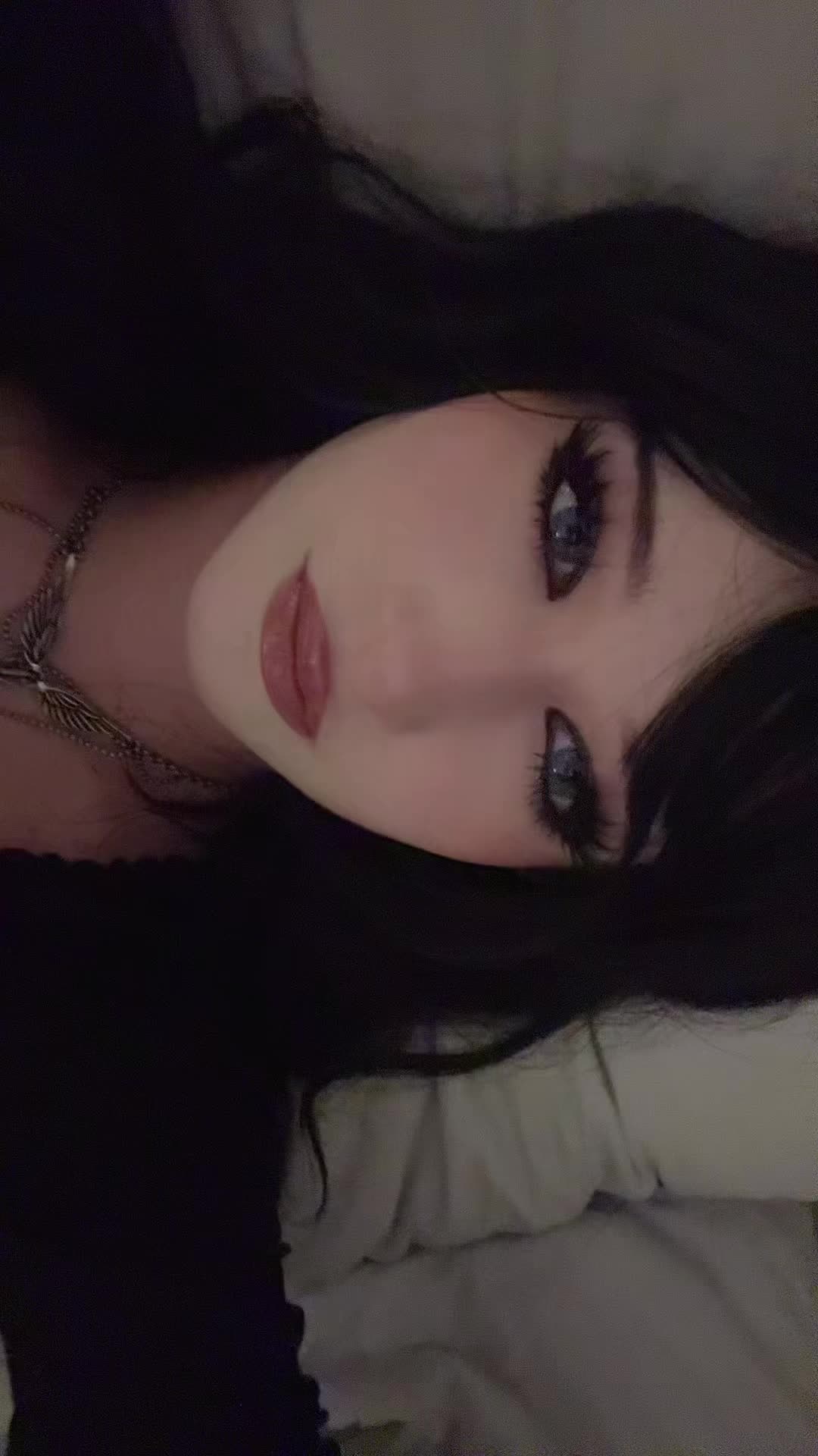 @Q
