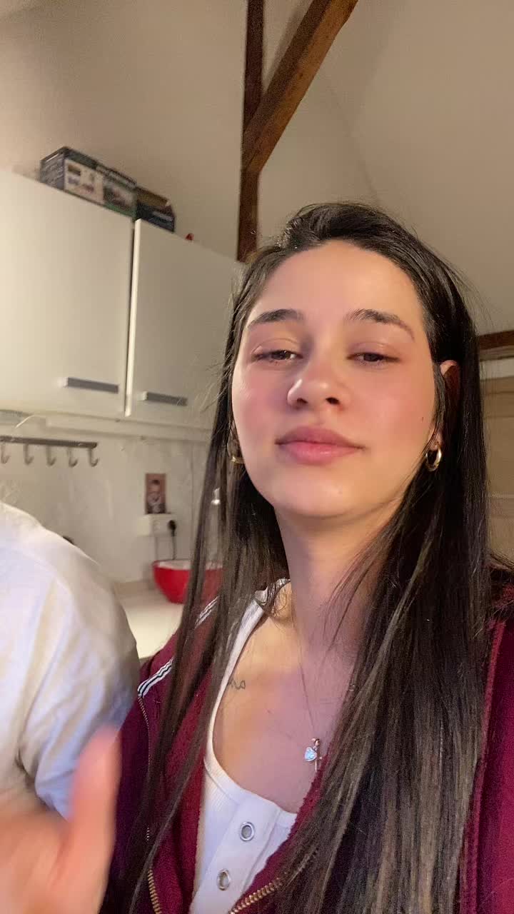 @Никол Ангелова