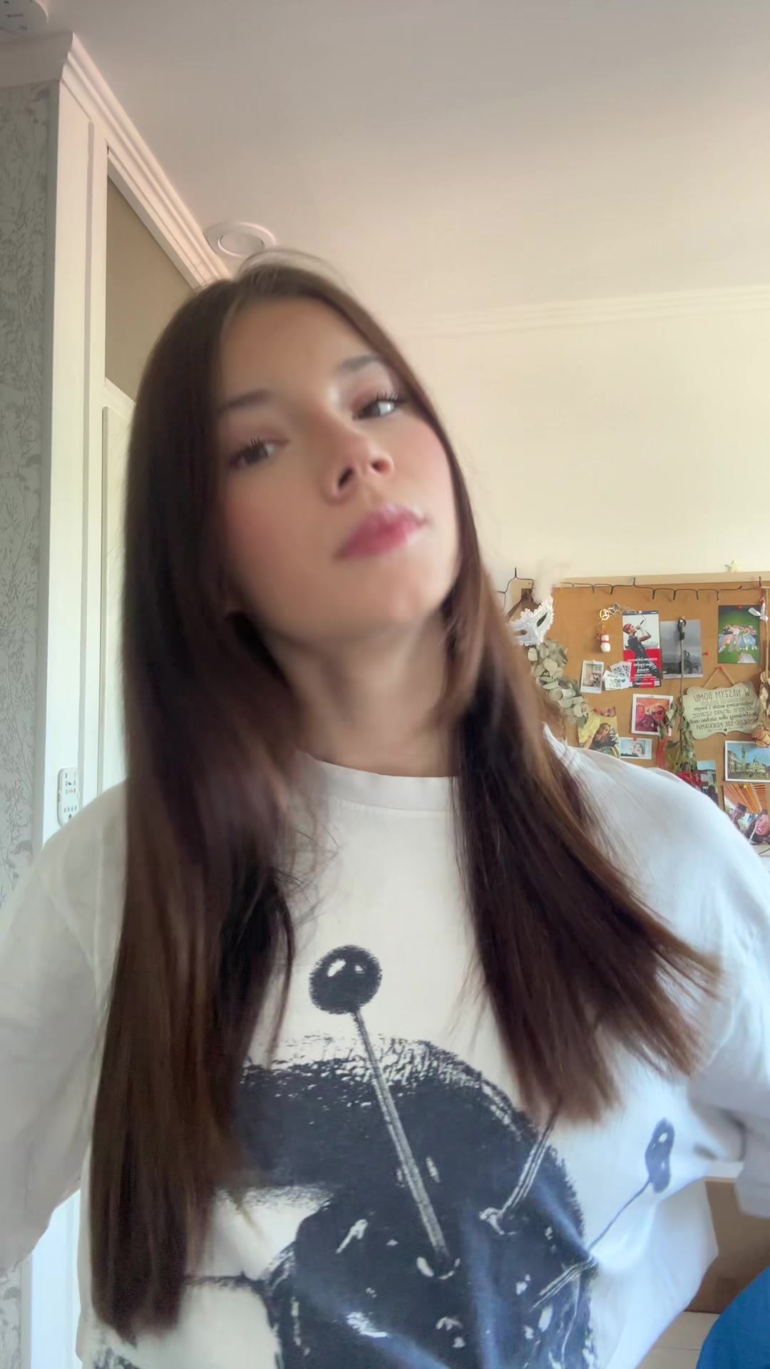@???