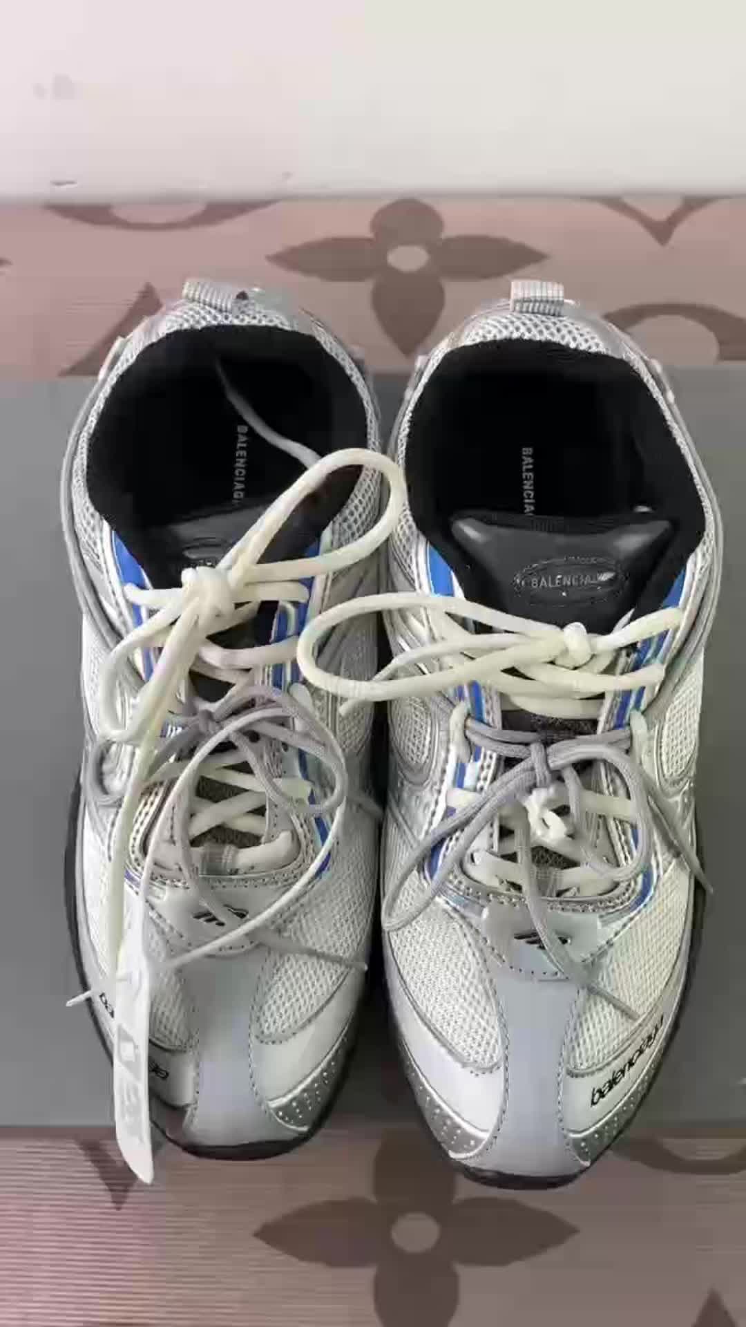 @WBC Shoes Daily