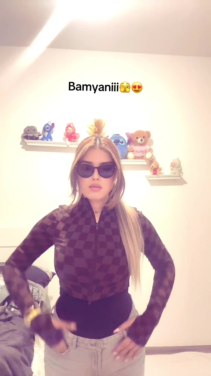 @Yanna