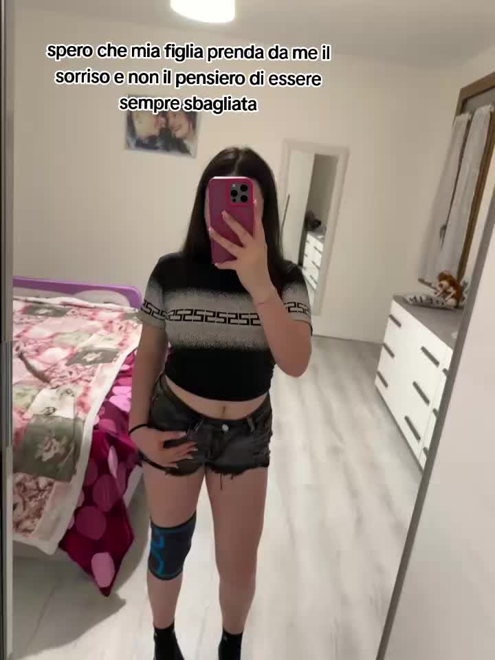 @Denisee