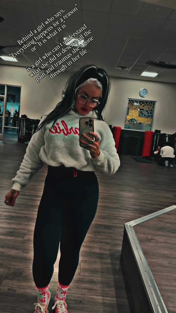 @lizzybee3891