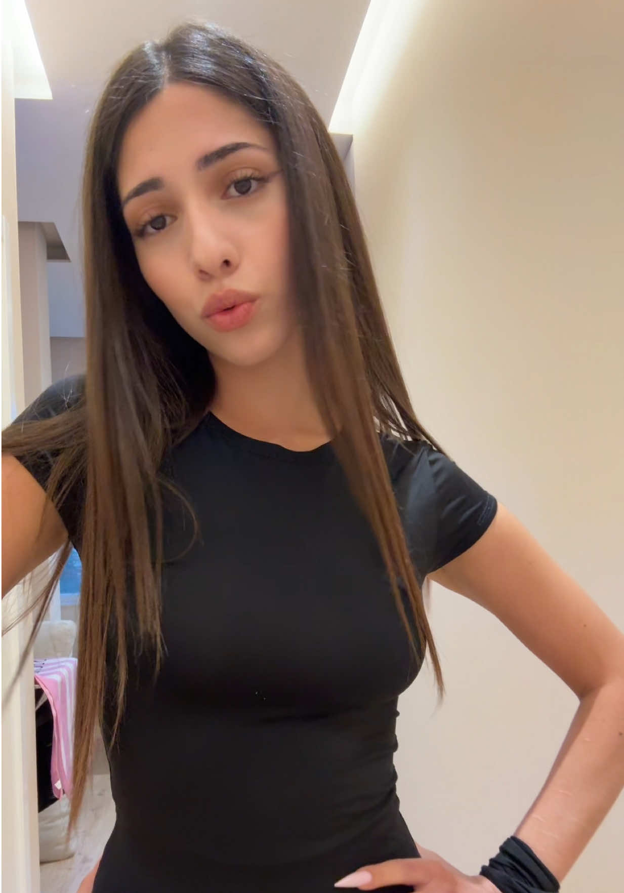 @elenagaleandro
