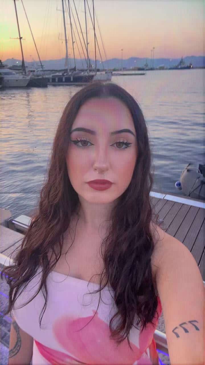 @💋