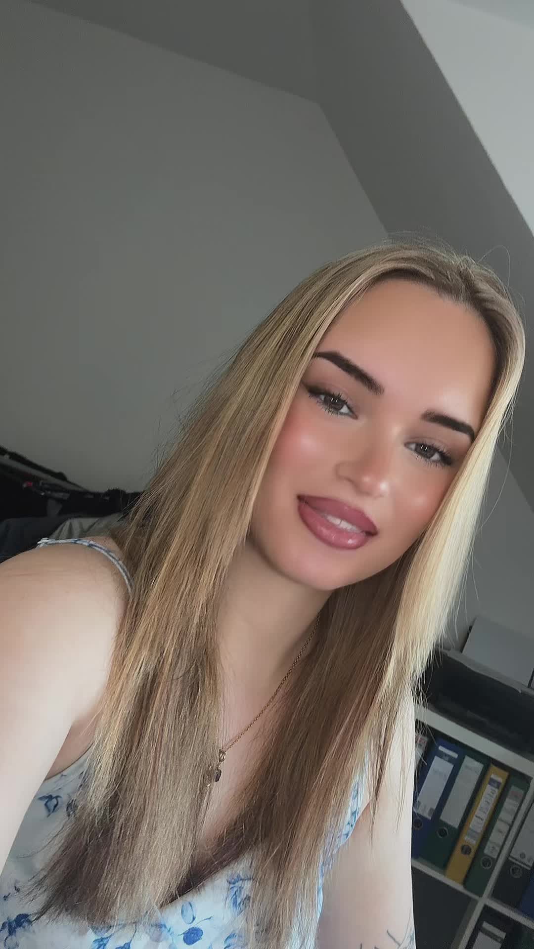 @_linamoon_glow