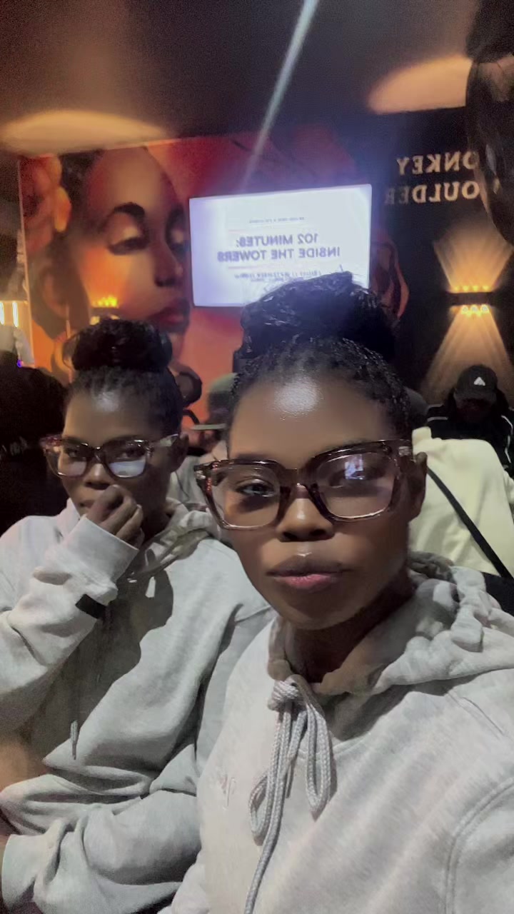 @Virginia & Viggy 👯♀️lip