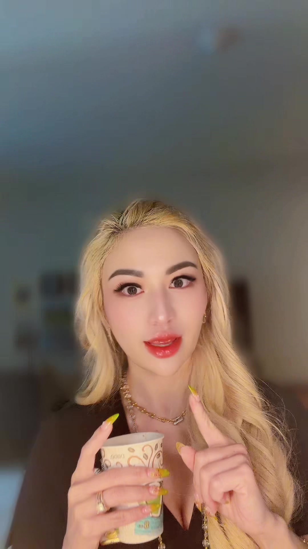 @Ampalayaqueen 👸