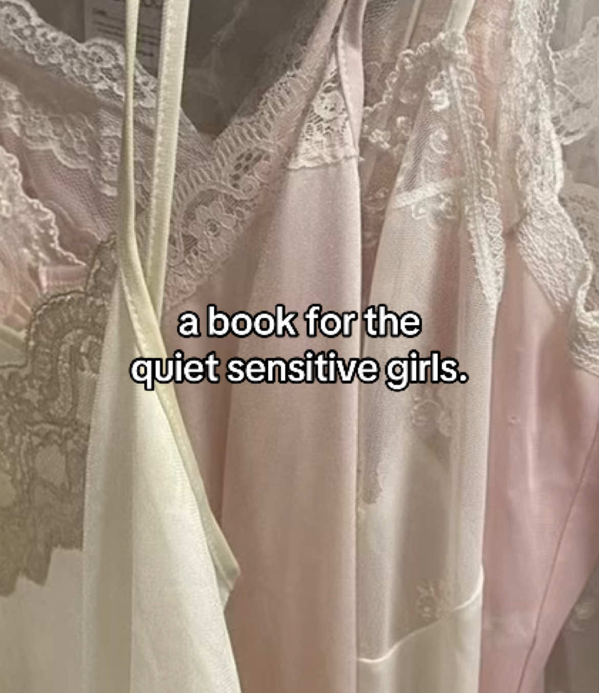 @Sophie Schweim | Author