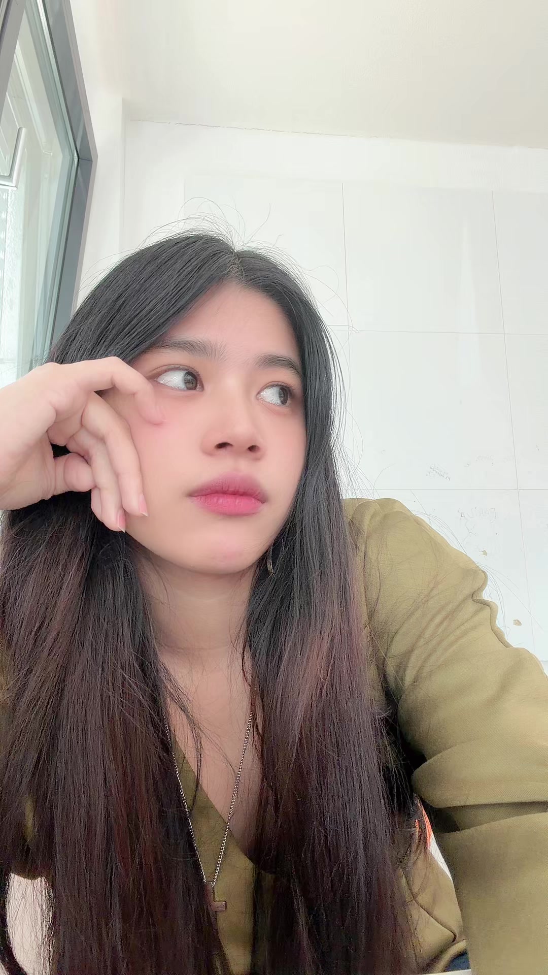 @愛𝗟𝗨𝗡𝗔.