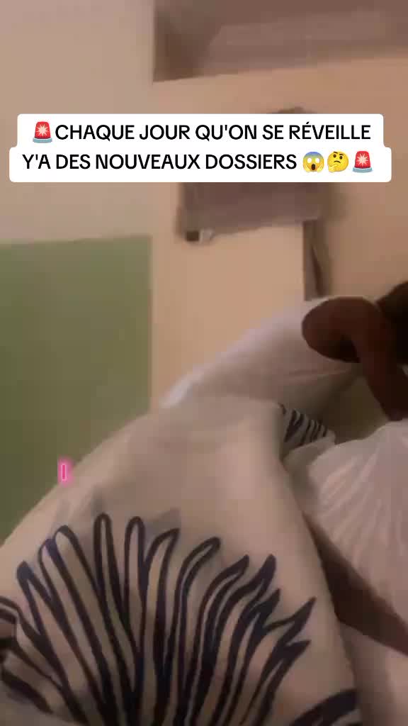 @Le buzz du moment officiel02