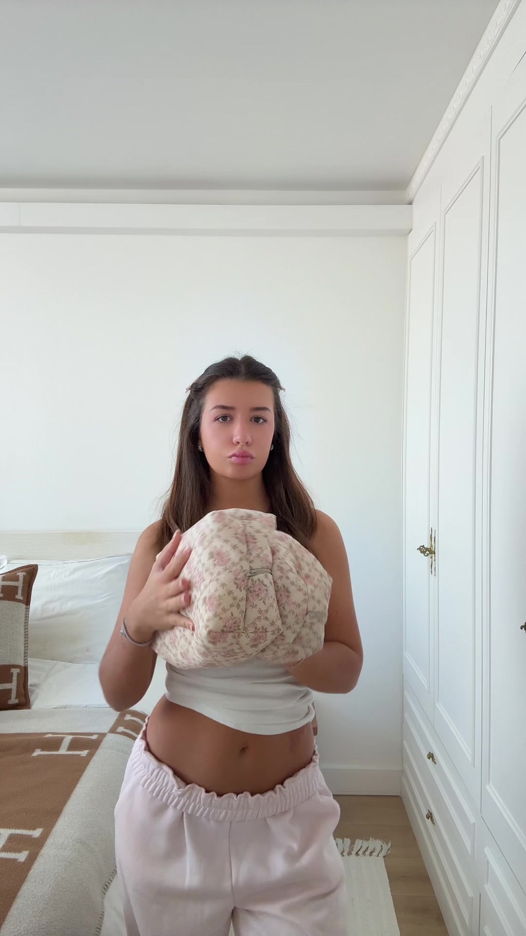 @Eva