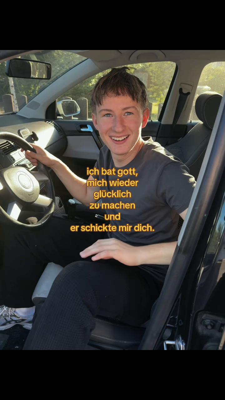 @𝒍𝒊𝒍𝒍𝒚 & 𝒎𝒐𝒎𝒐