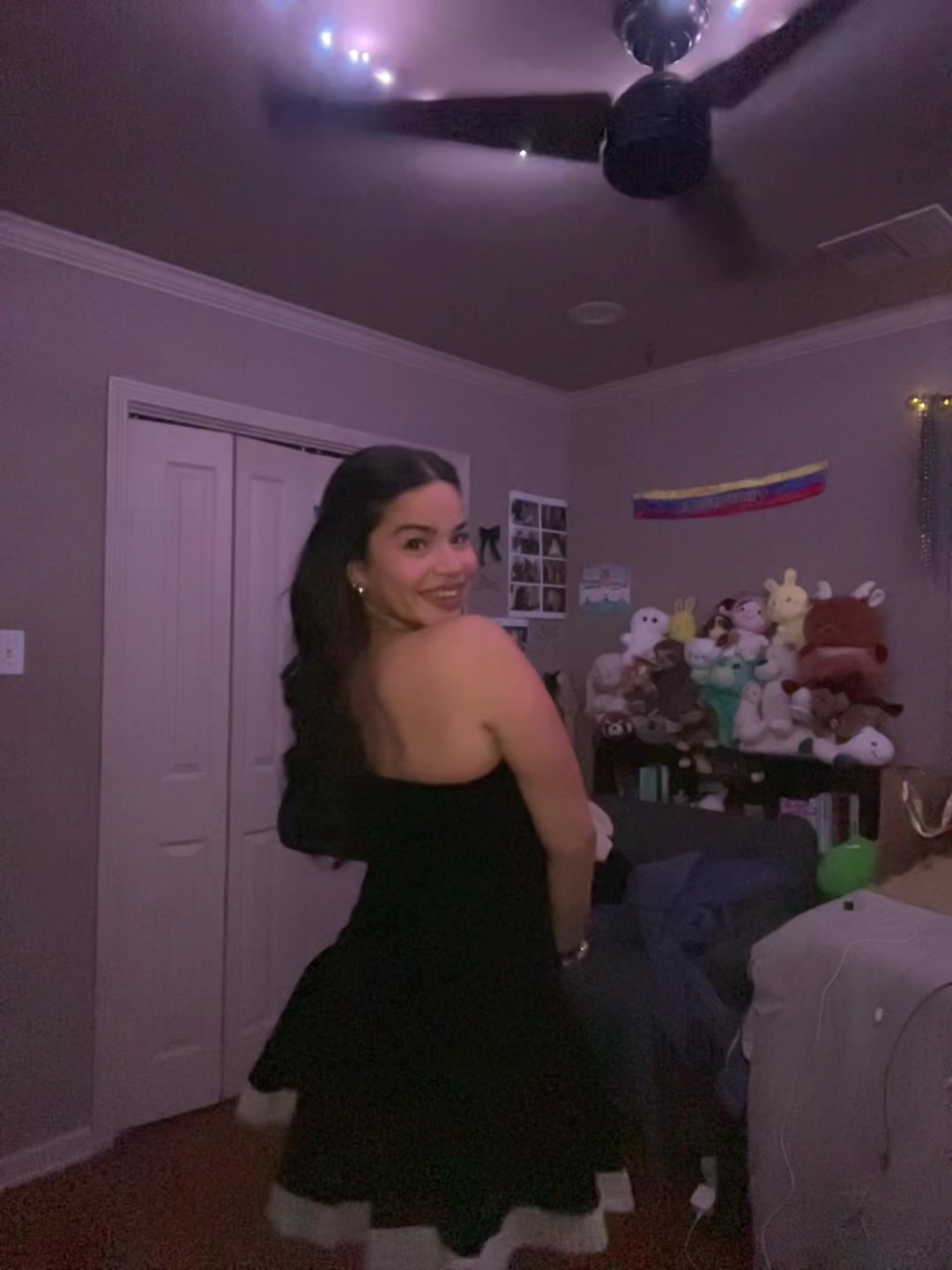 @🦦