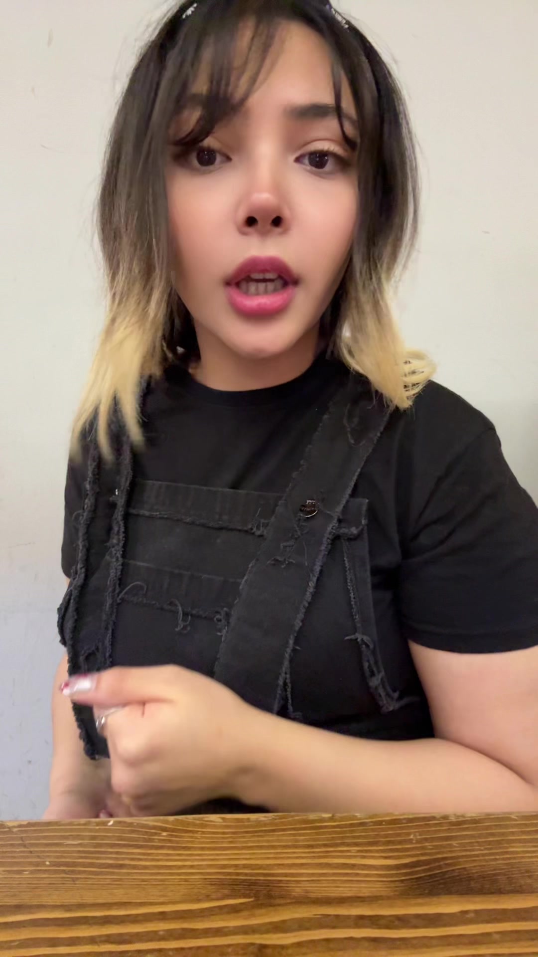 @thnasti_