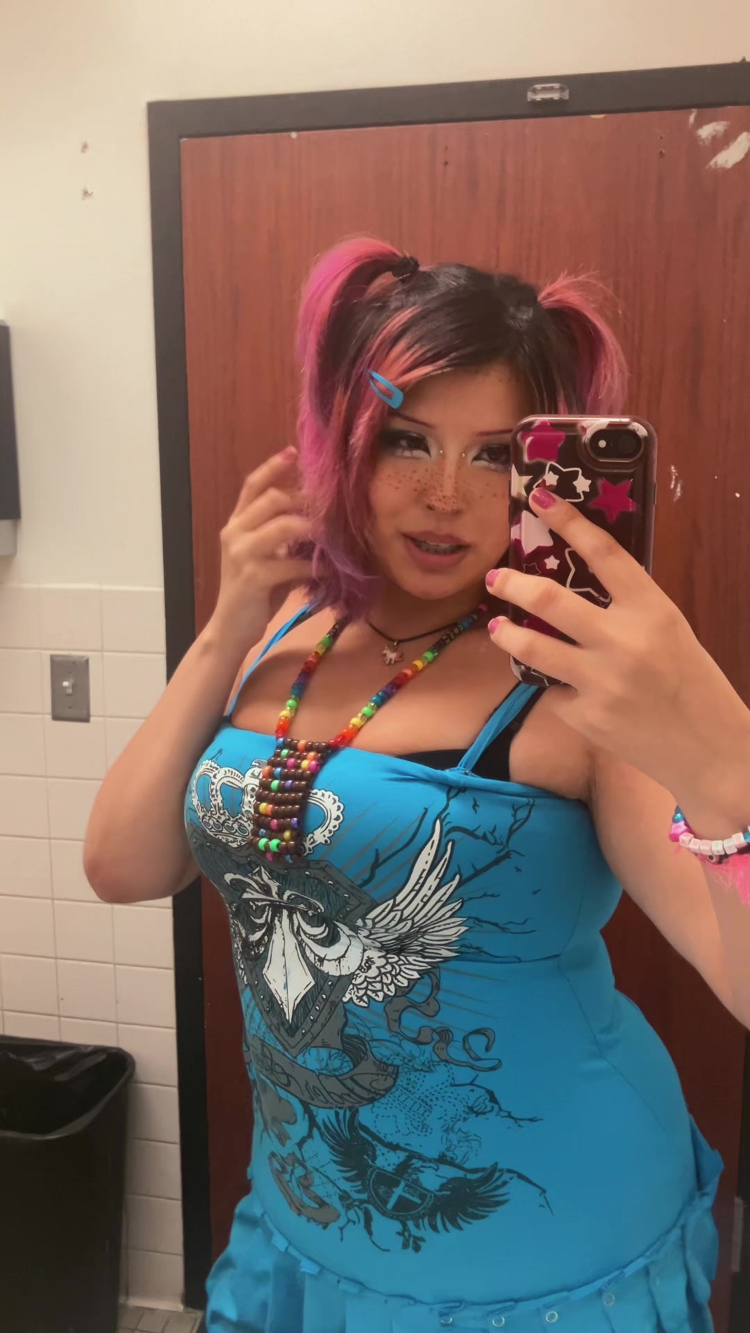 @sellystinka