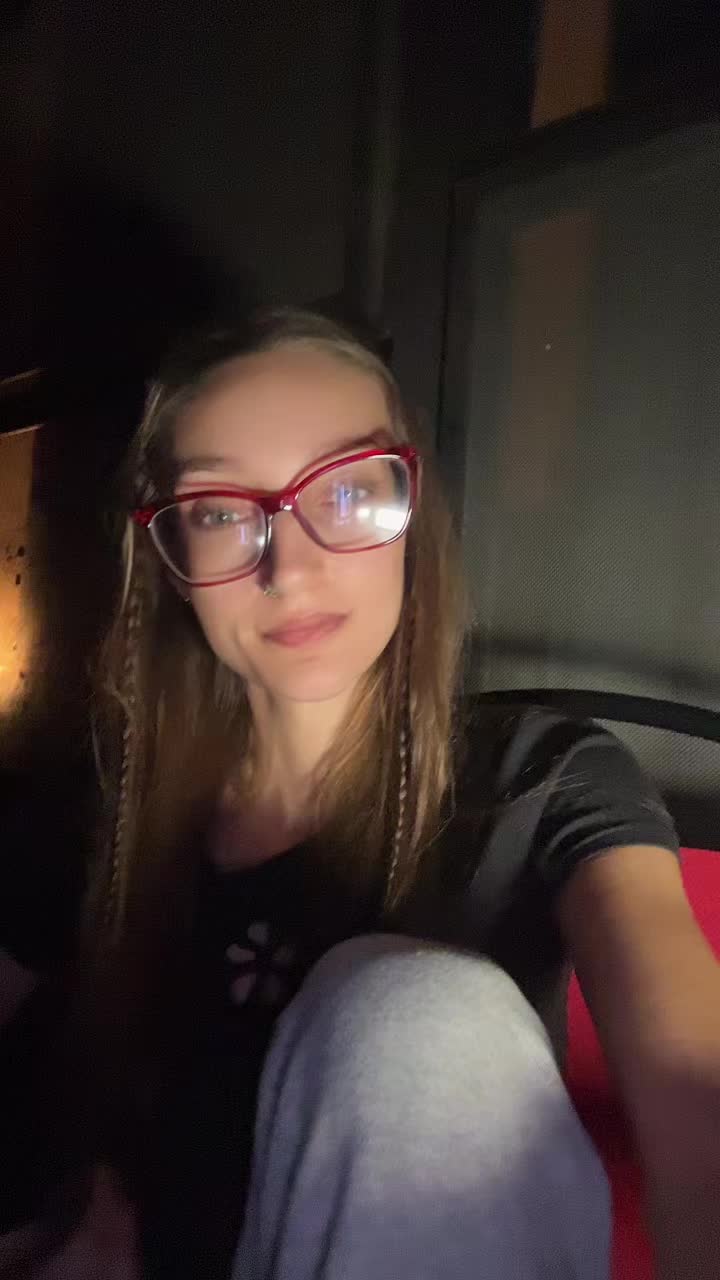 @Megan Perry