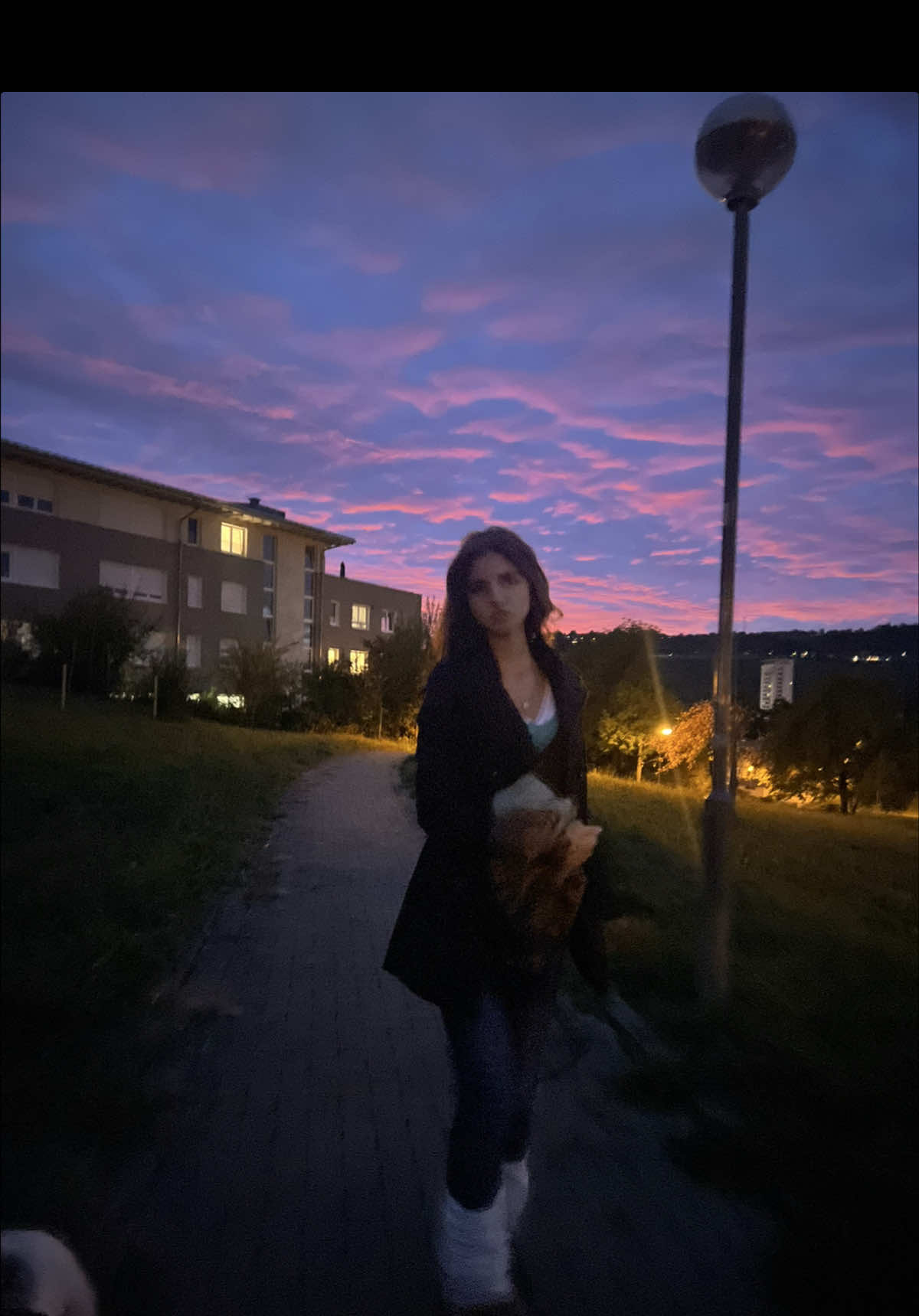 @🍂🐈🍪🎸🍄🌑💄