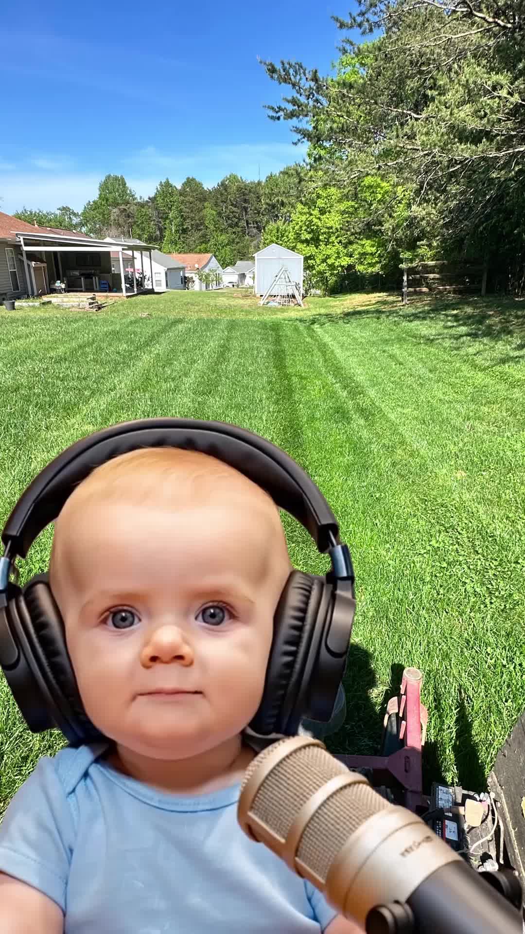@AwwManPhillips