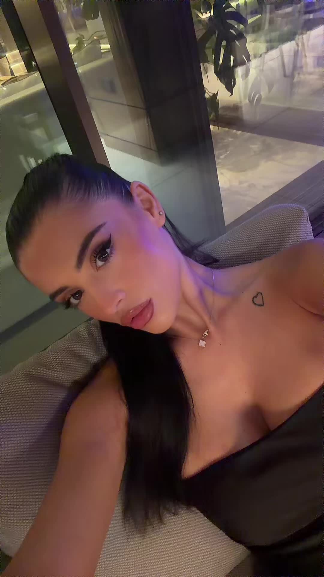 @Kiaranikolli
