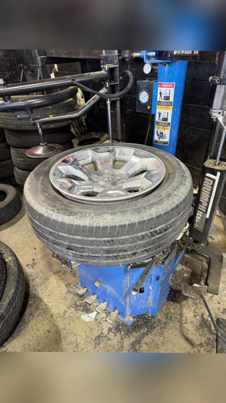 @Sam’s rims & tires
