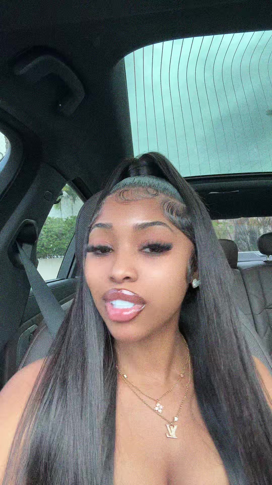 @Yola B🫧