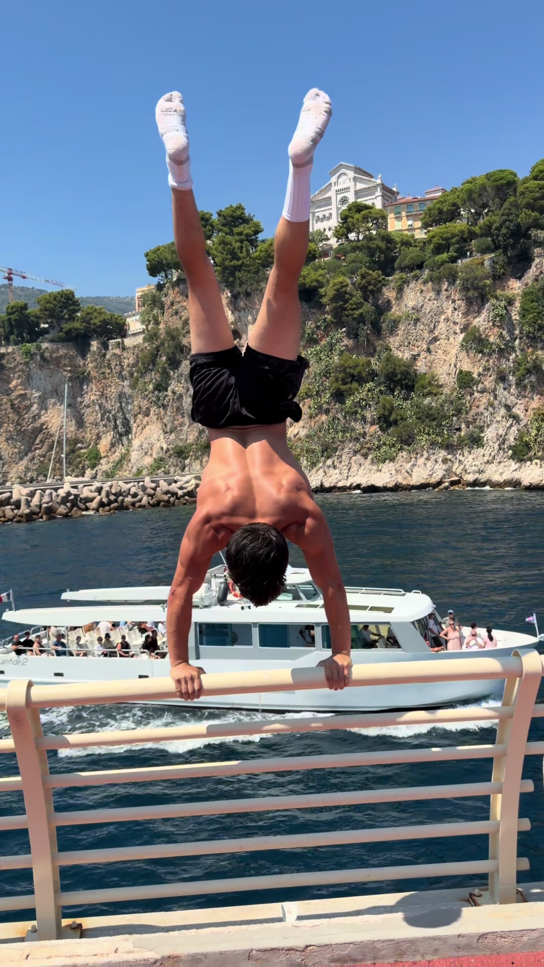 @Baki_calisthenics