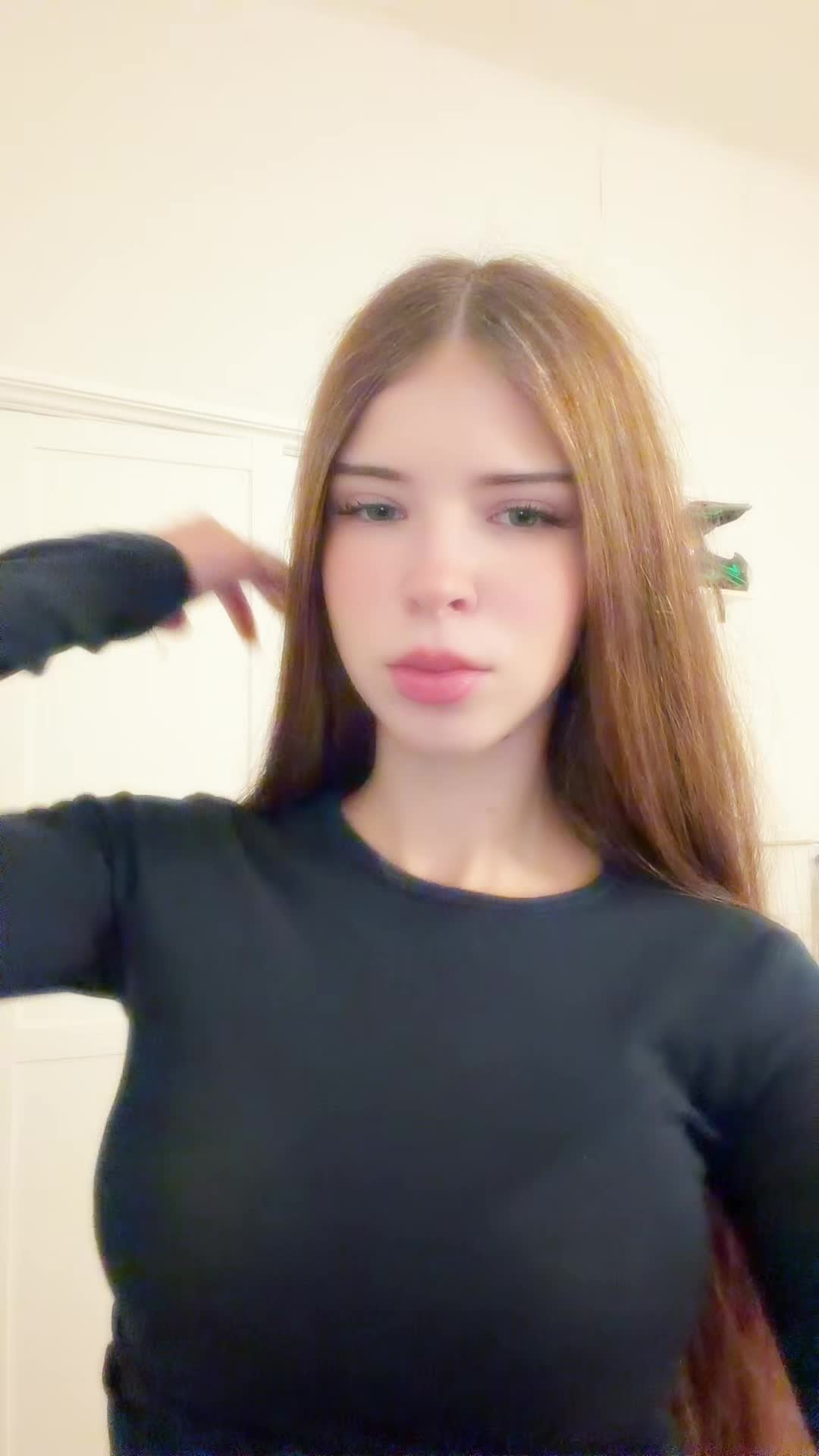 @๐๐ข๐ฏ๐ข๐๐ง