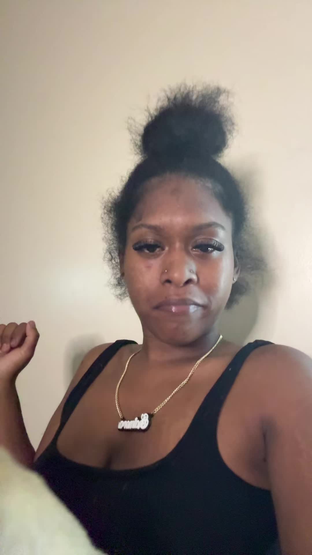 @moraa
