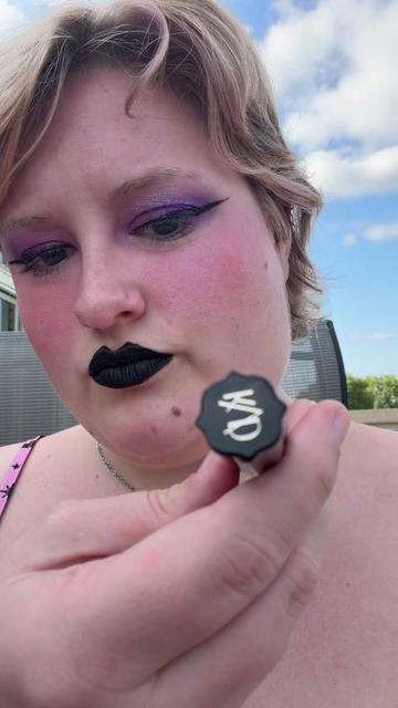 @myprettygothjourney