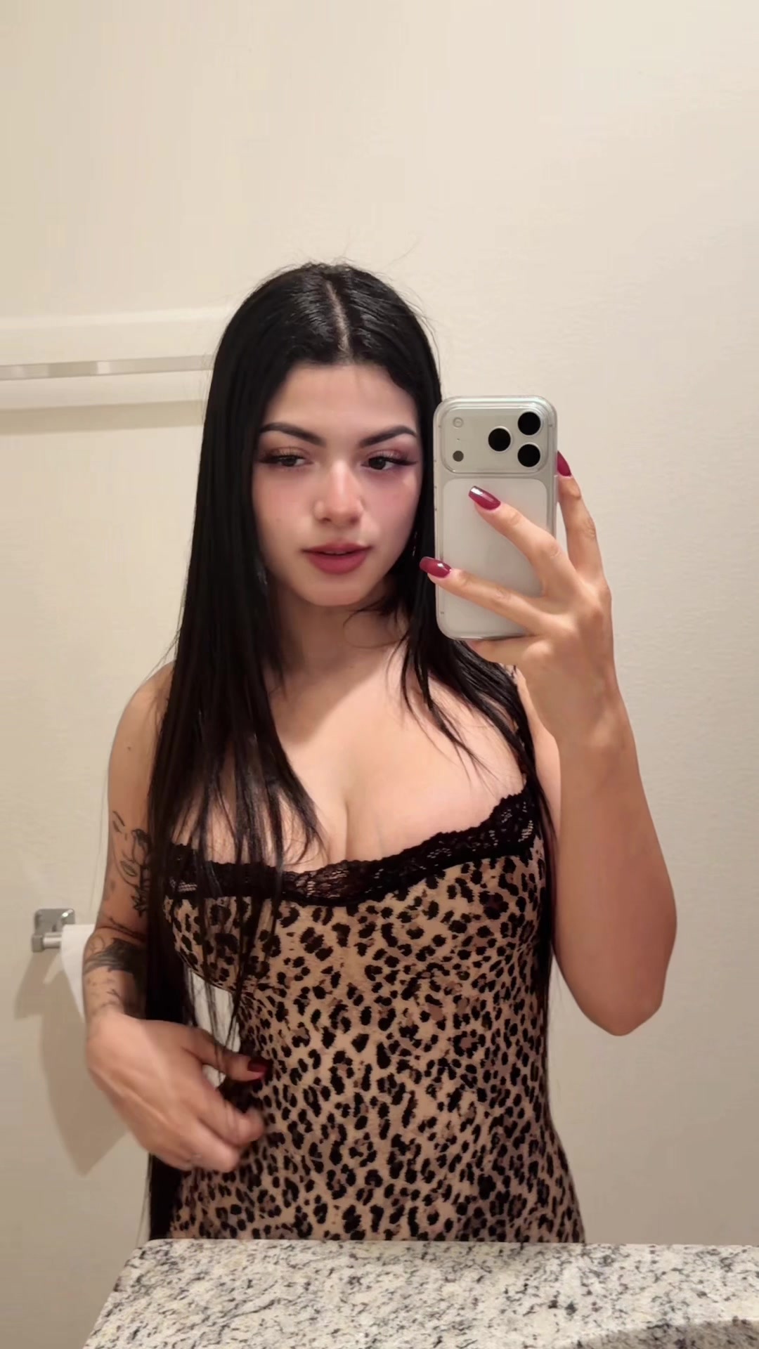@Judianys