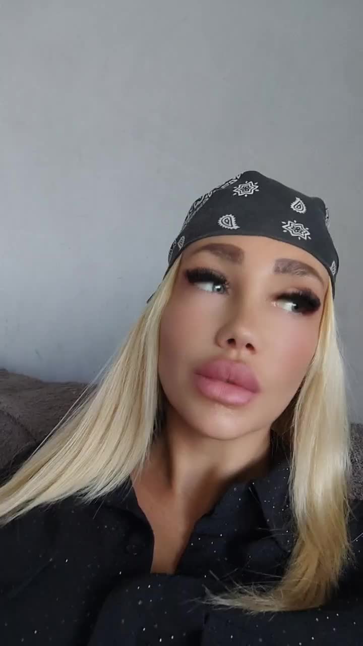 @Kala003