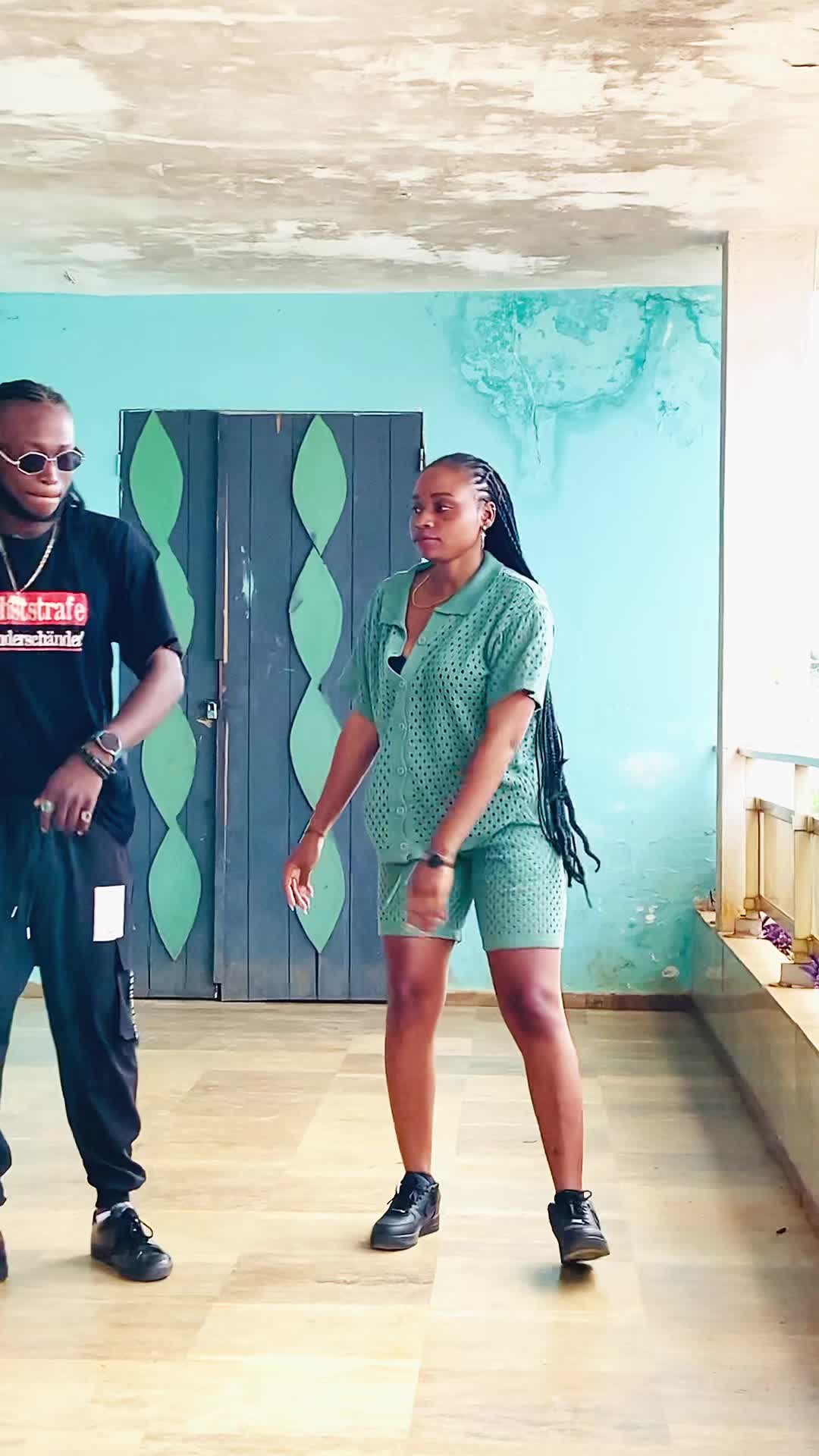 @Flamzy🇨🇲