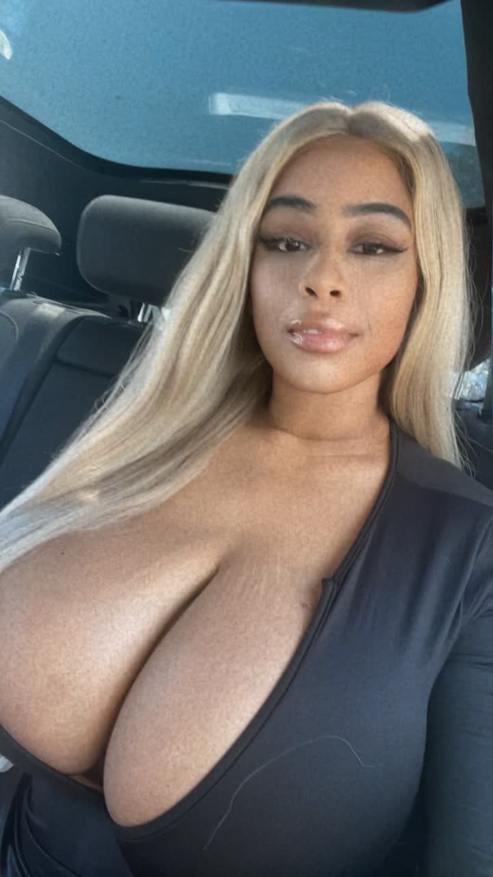 @Shotglassfullofglitter