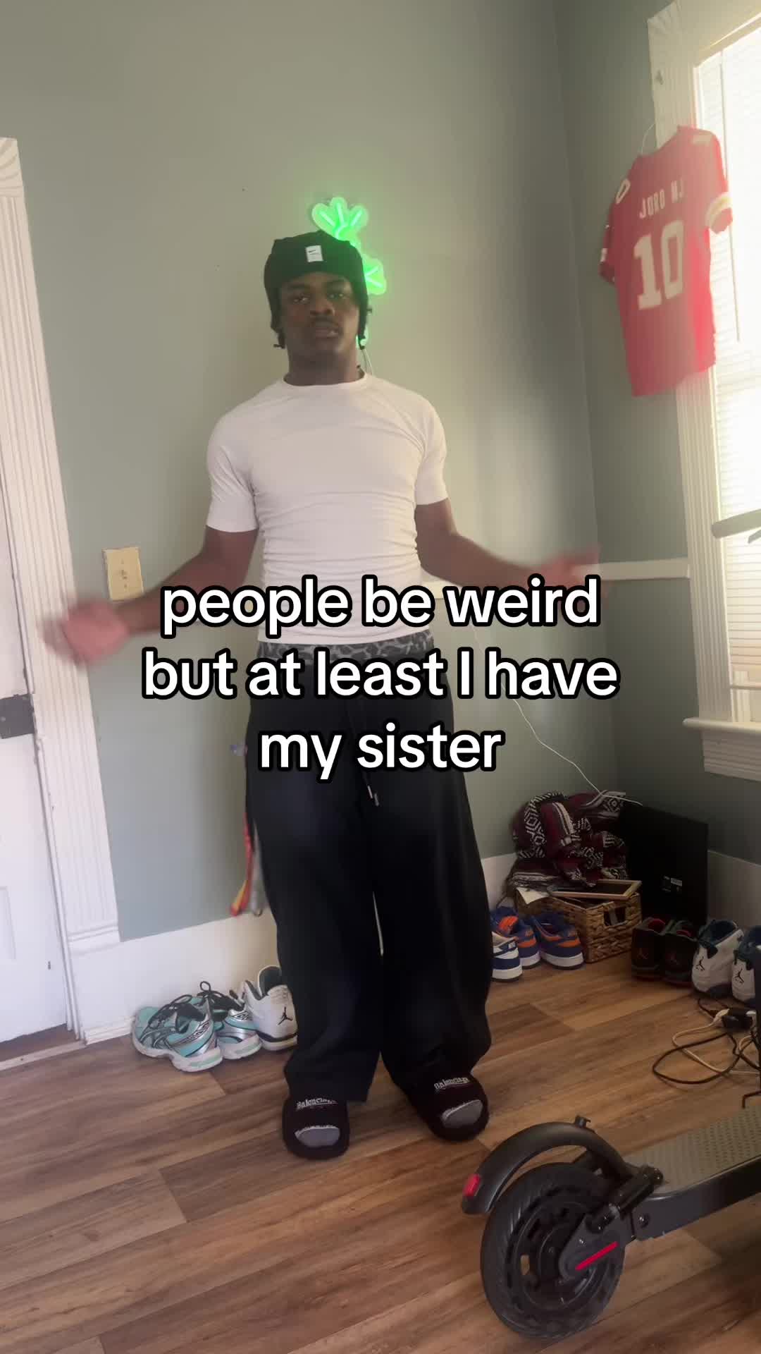 @DJ