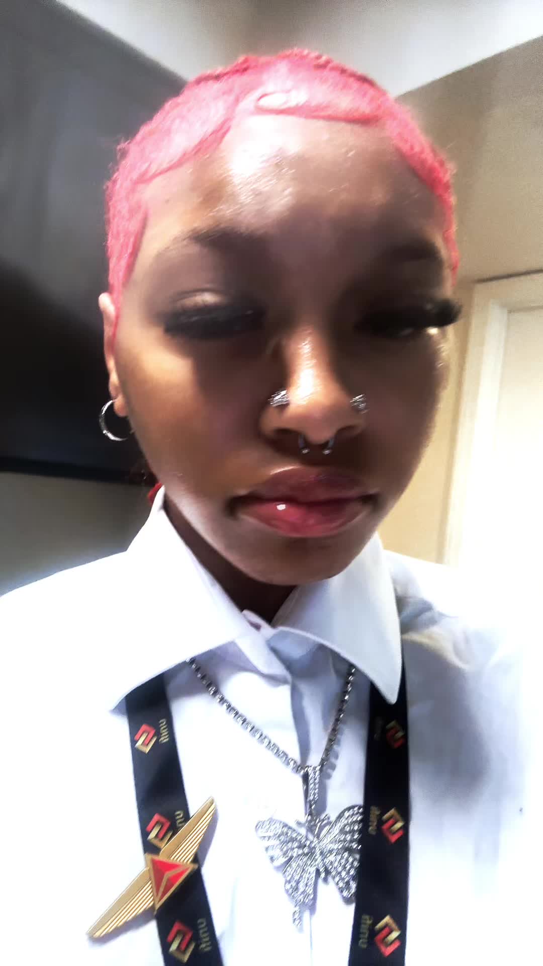 @Prettyluhlightskin