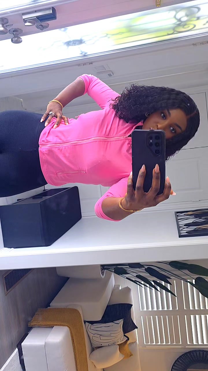 @Vickybrown