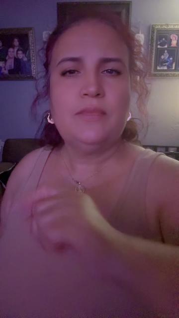 @Elvagonzalezz
