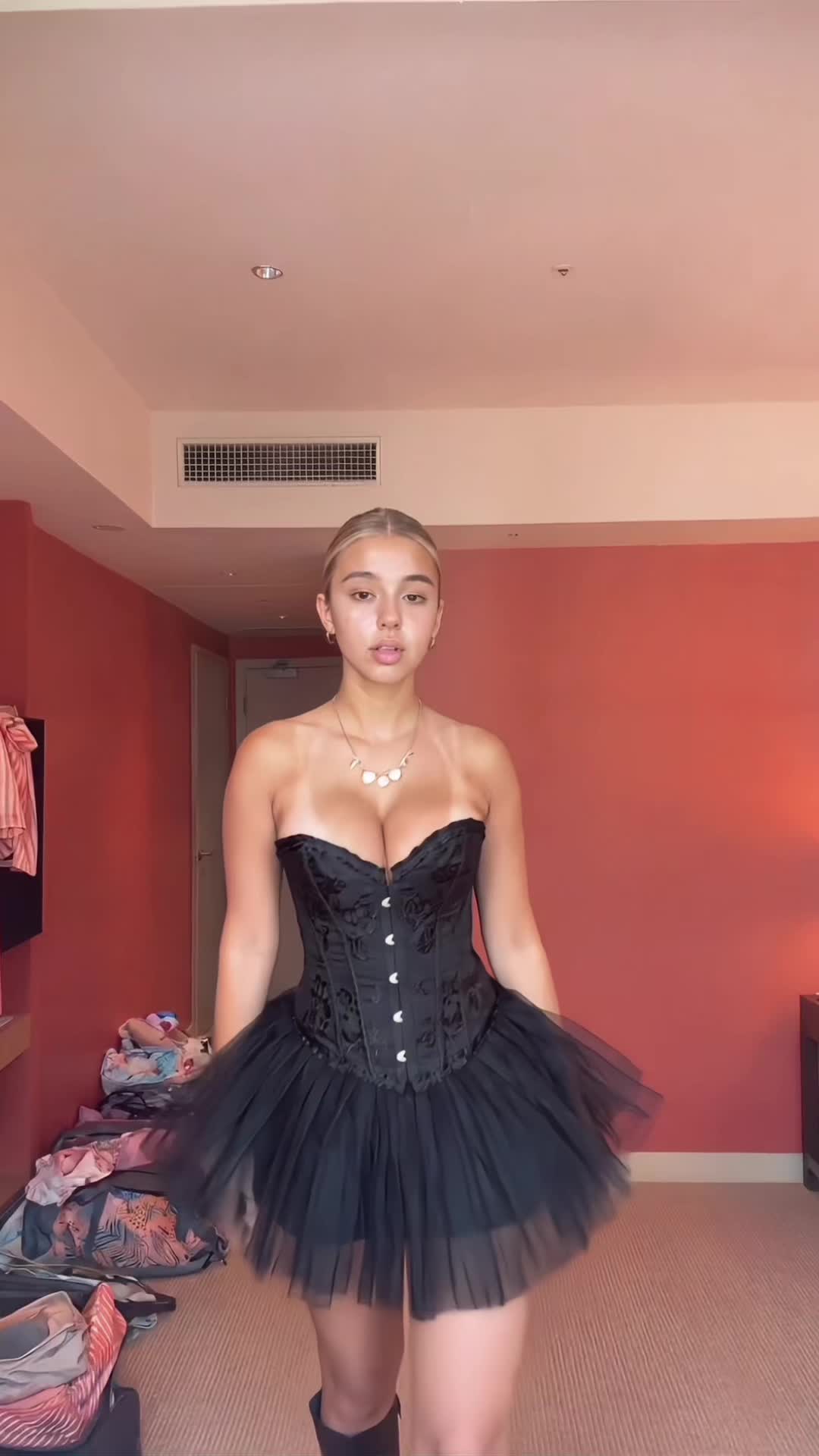 @Lily