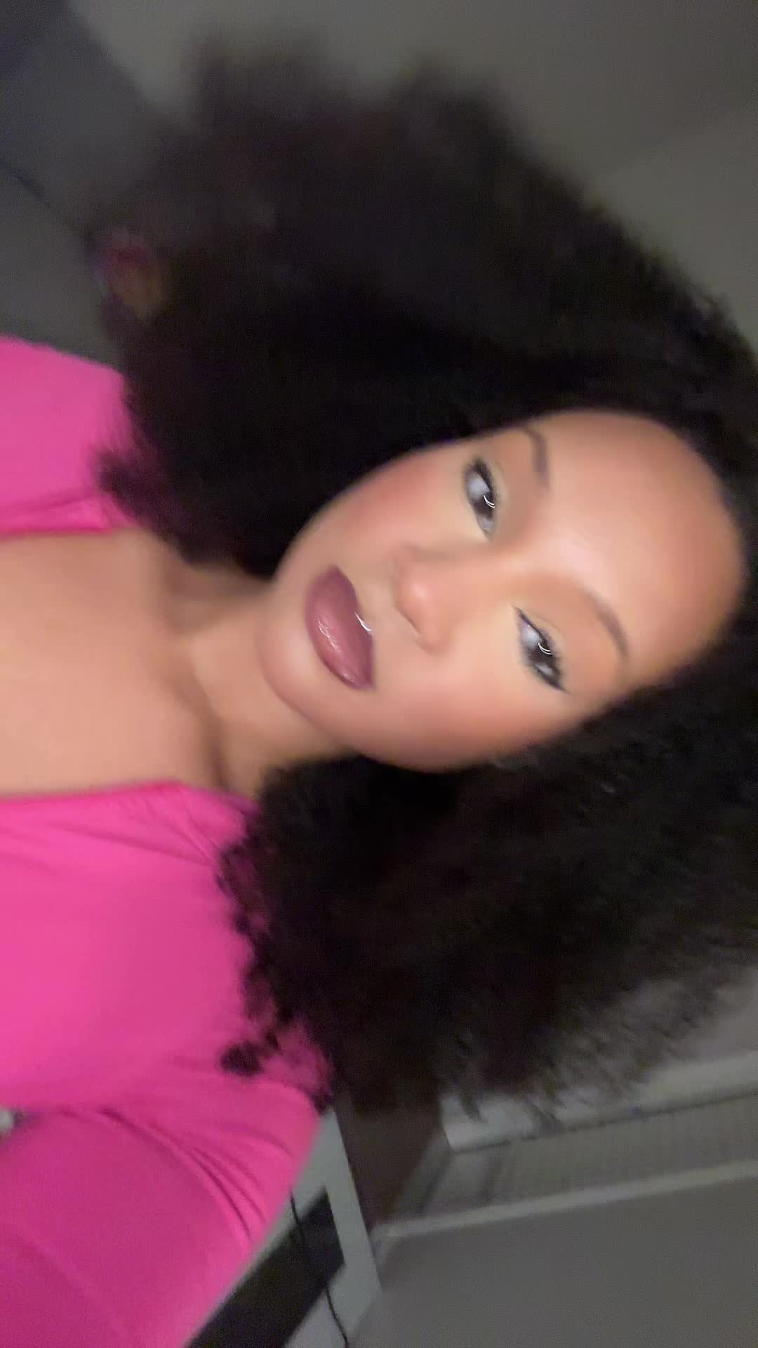 @Mnike