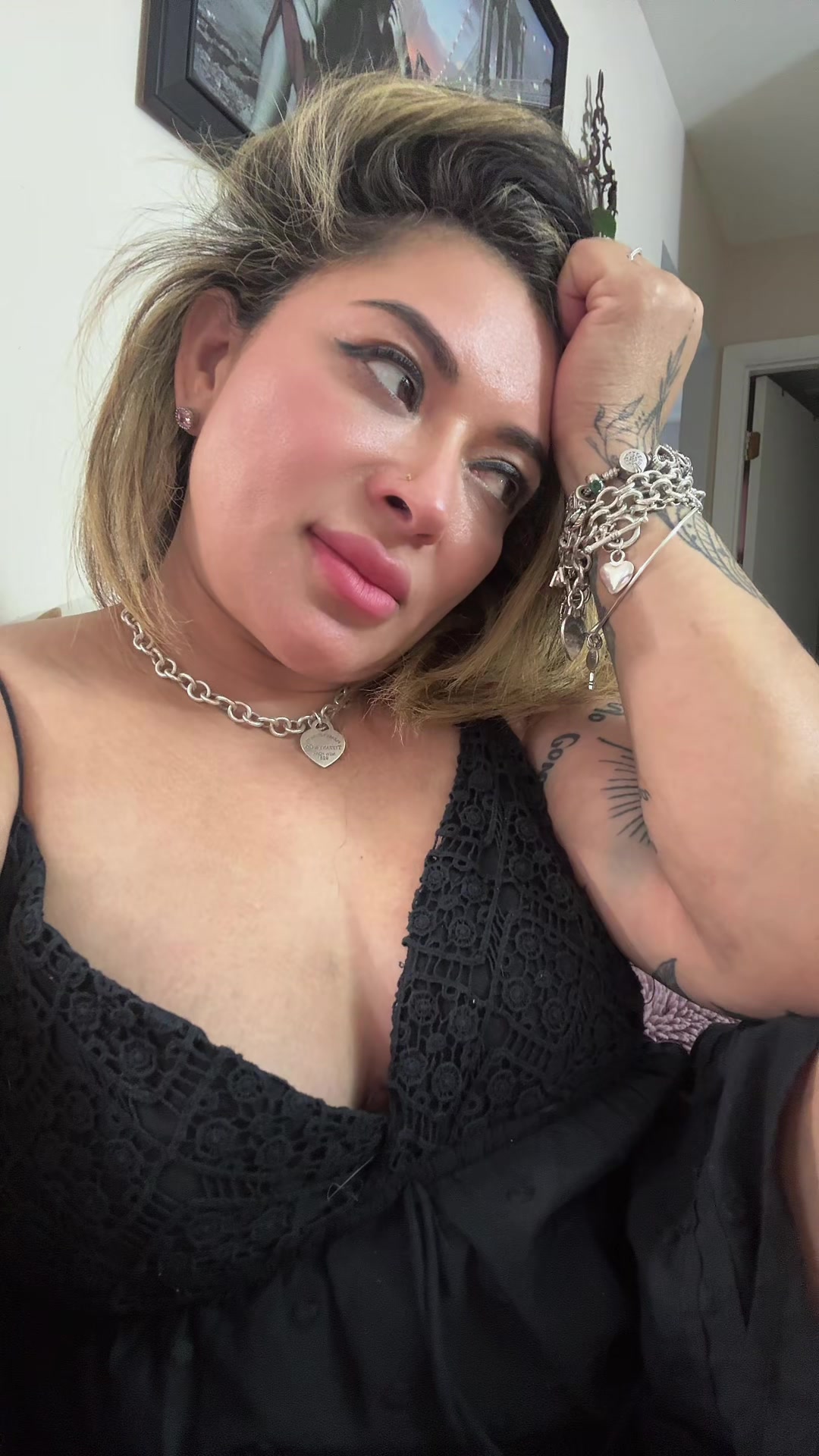 @𝙄𝙨𝙖𝙪𝙧𝙖 𝙫𝙖𝙣𝙚𝙜𝙖𝙨