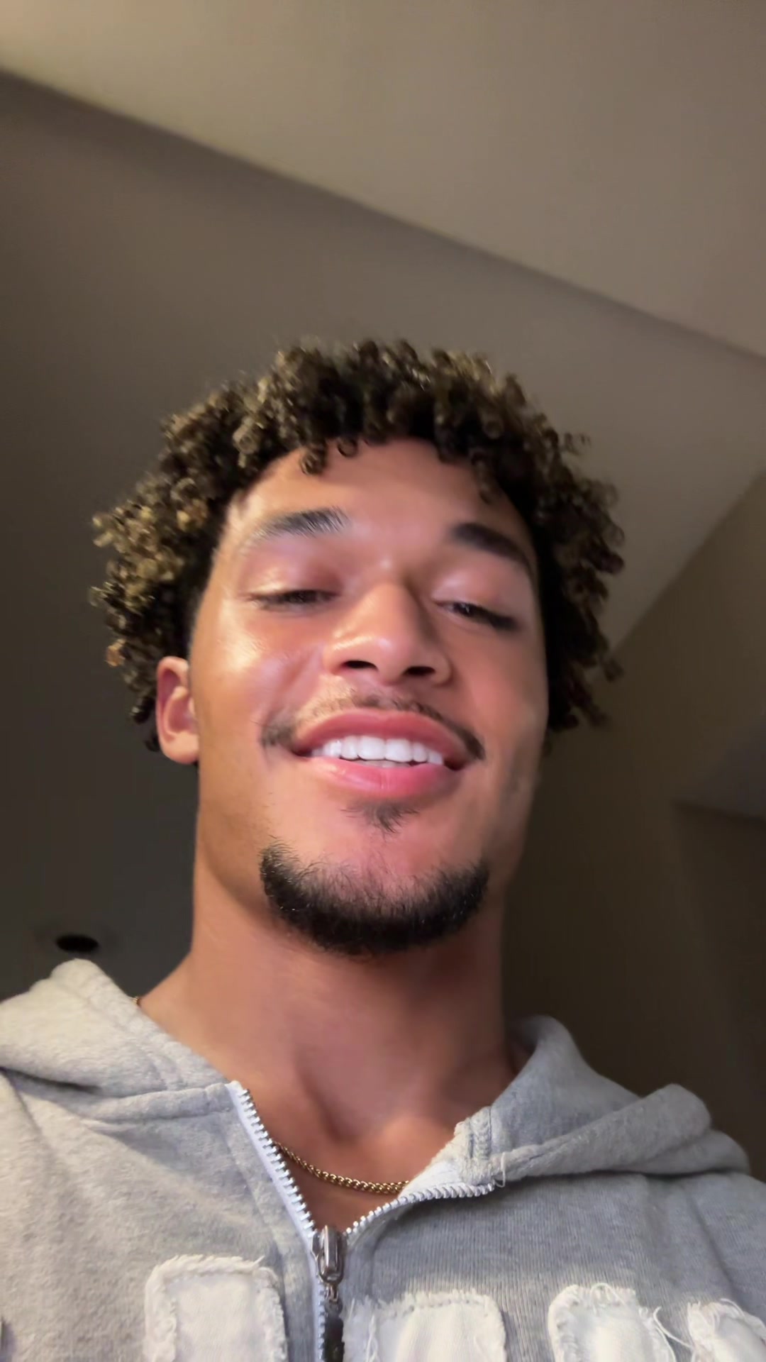 @Mj