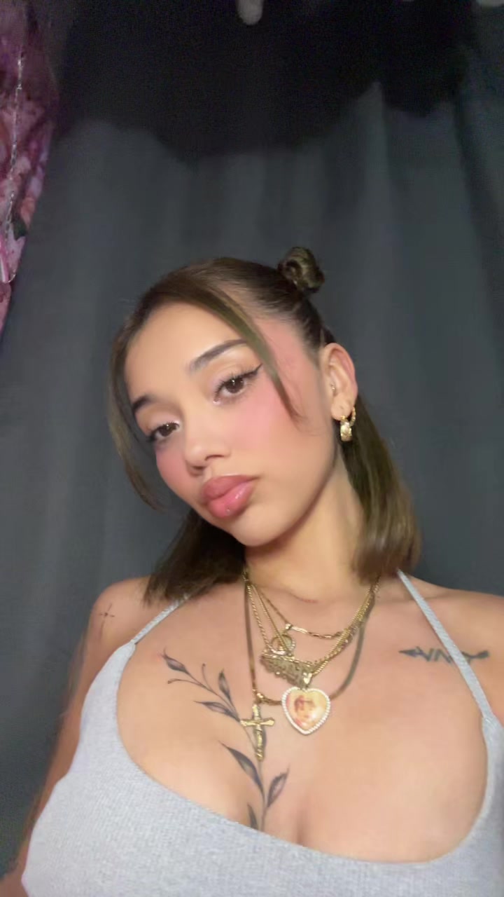 @J Love 🧚🏻♀️