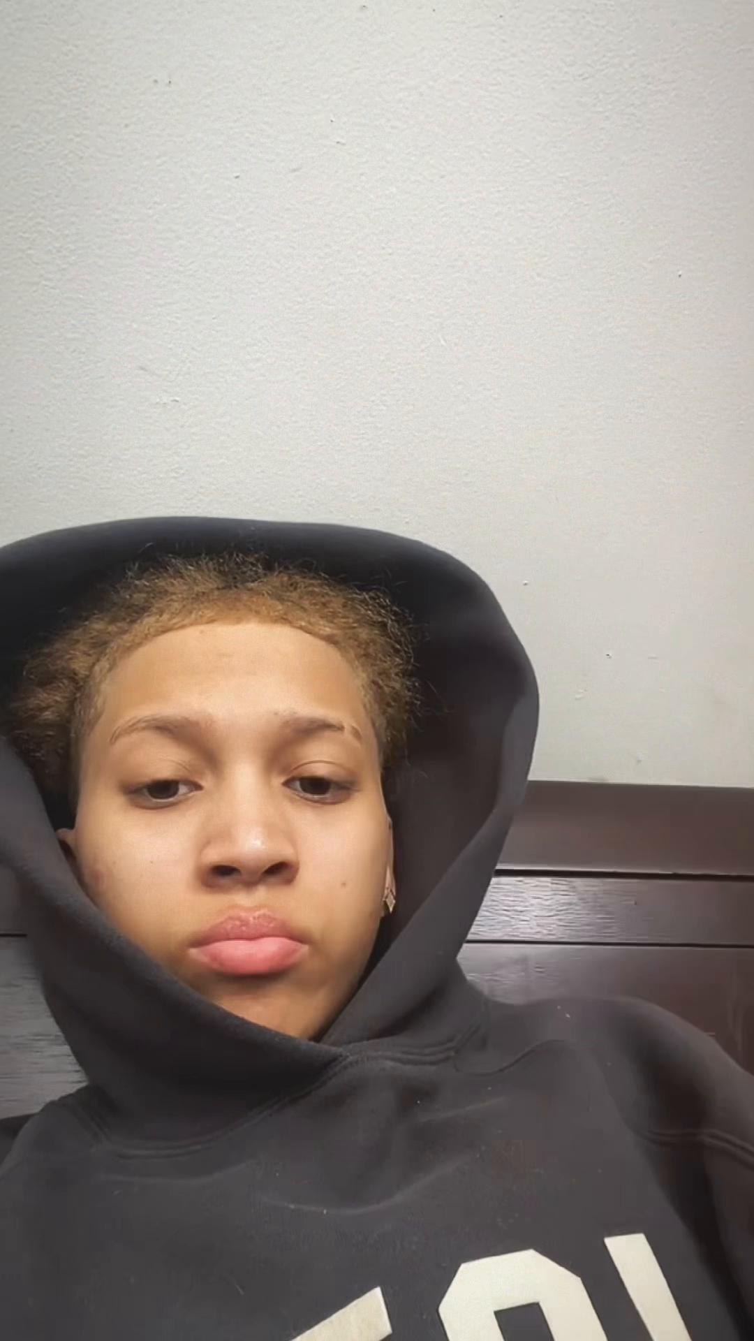 @g