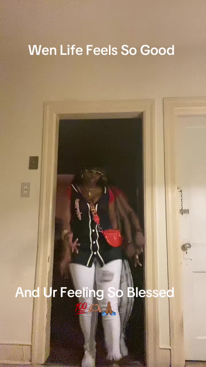 @MoochaBeanz215
