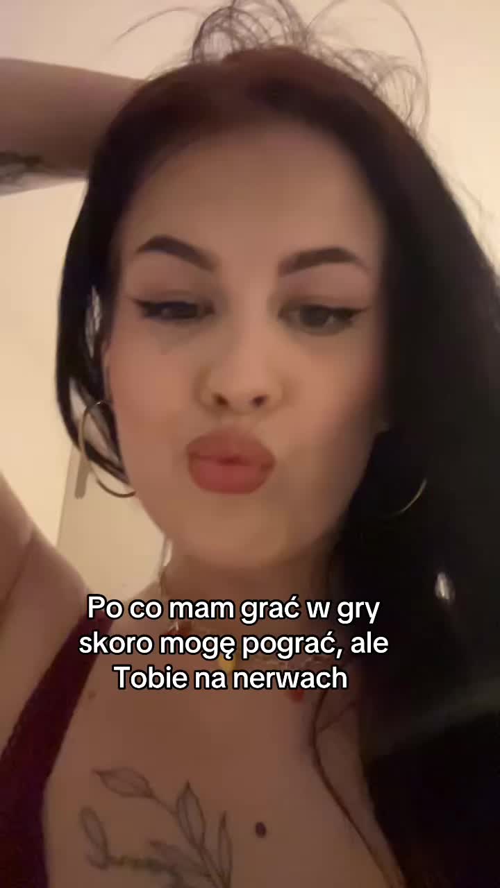 @Cherry🍒