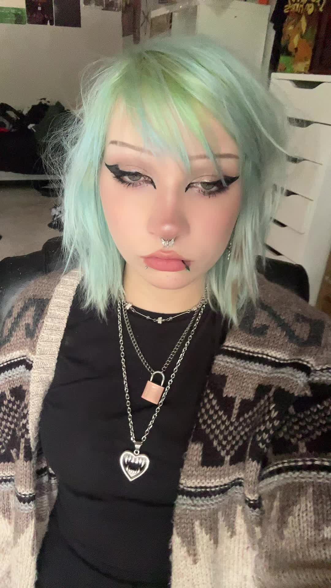 @toofs