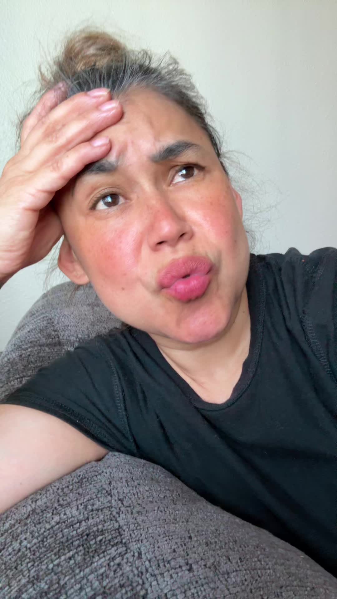 @Blingedbysonia